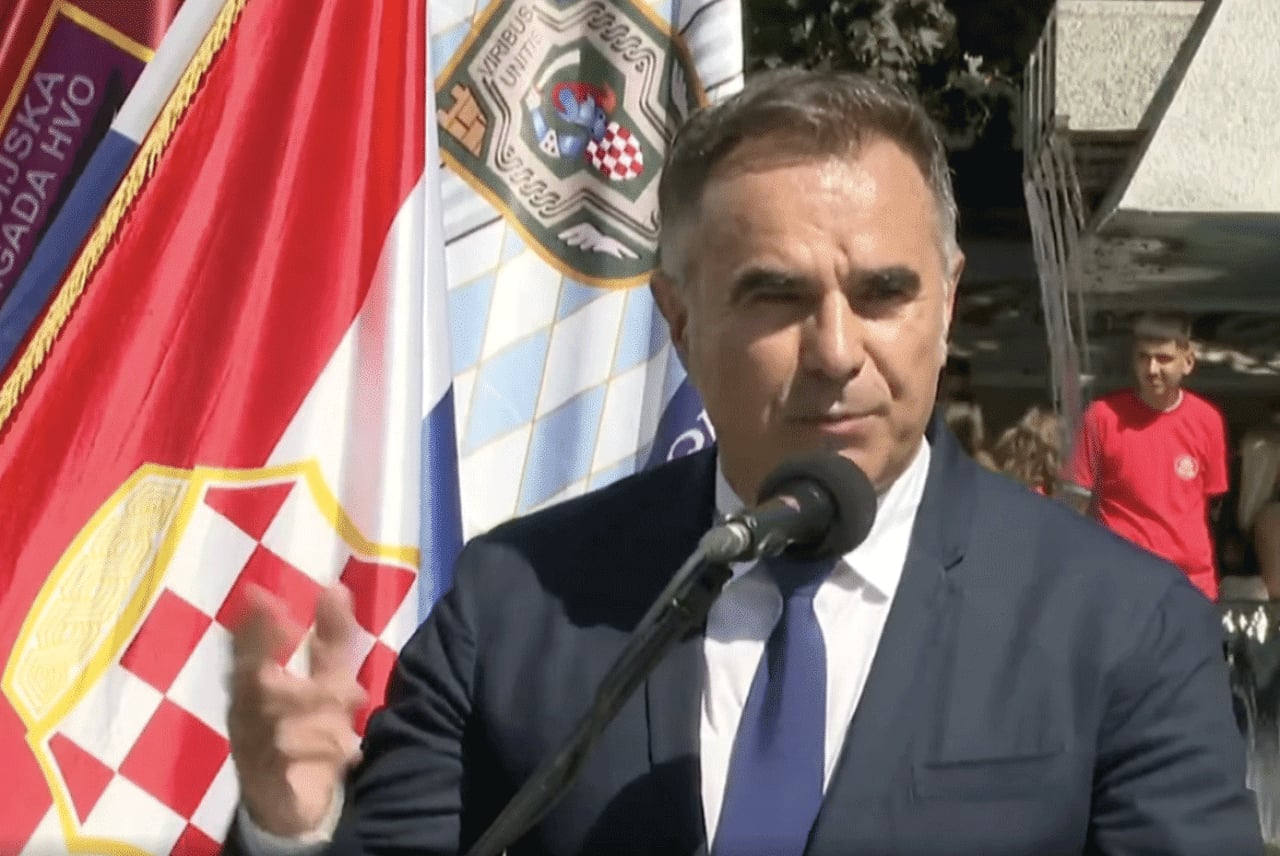 Hrvatski general prekinuo govor u Bosni i Hercegovini i izazvao oduševljenje okupljenih