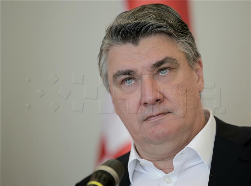 Milanović prozvao vladu zbog politike prema BiH