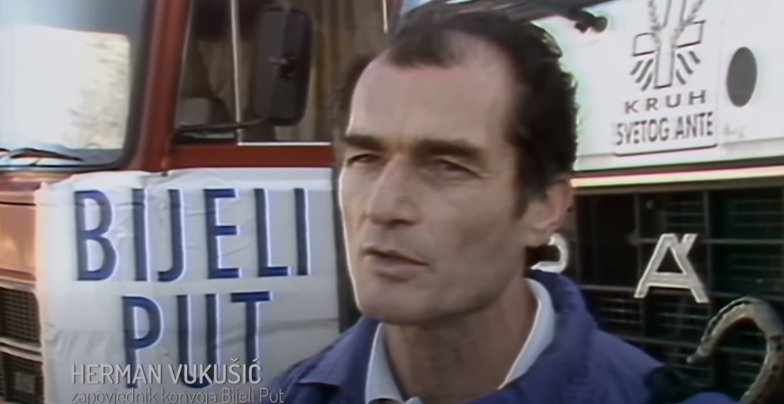 10. prosinca 1993. godine krenuo konvoj Bijeli put za Novu Bilu i Bosnu Srebrenu