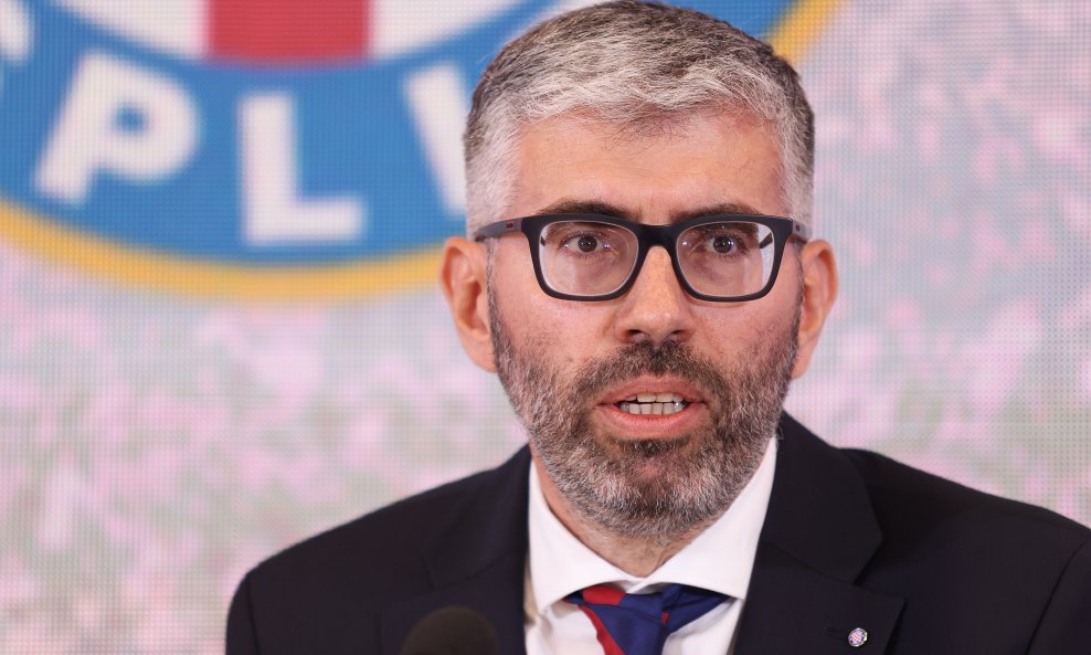 Predsjednik Hajduka: Dug nam je 10.7 milijuna eura! Nije to velika brojka kako neki pričaju...