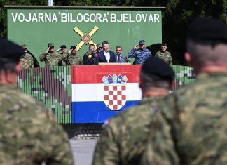 Milanović na ispraćaju hrvatskih vojnika u Poljsku: Mi svoje obveze prema saveznicima poštujemo, ali vaš prvi zadatak je obrana Domovine