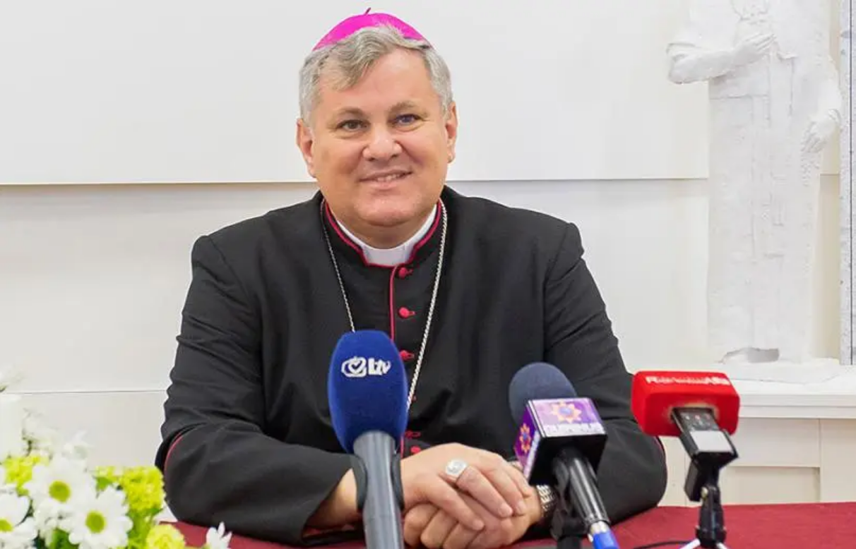 Biskupu Košiću i generalu Tolju Plaketa za najbolju knjigu o Domovinskom ratu