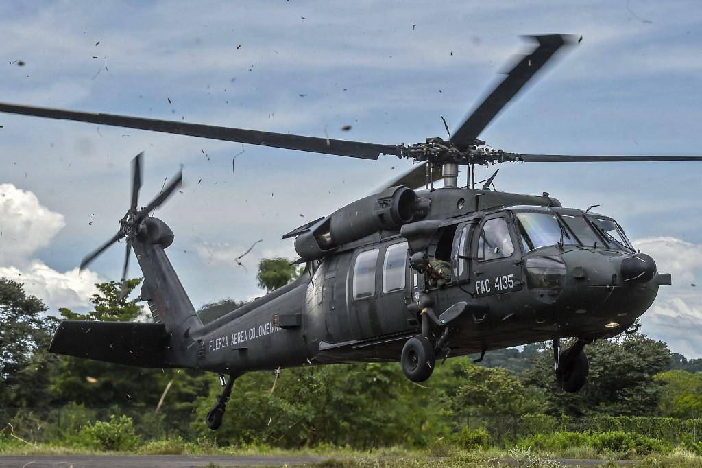 AMERIČKO NAORUŽANJE Na Blackhawkove stavljen hrvatski grb, dijelovi već u Zagrebu