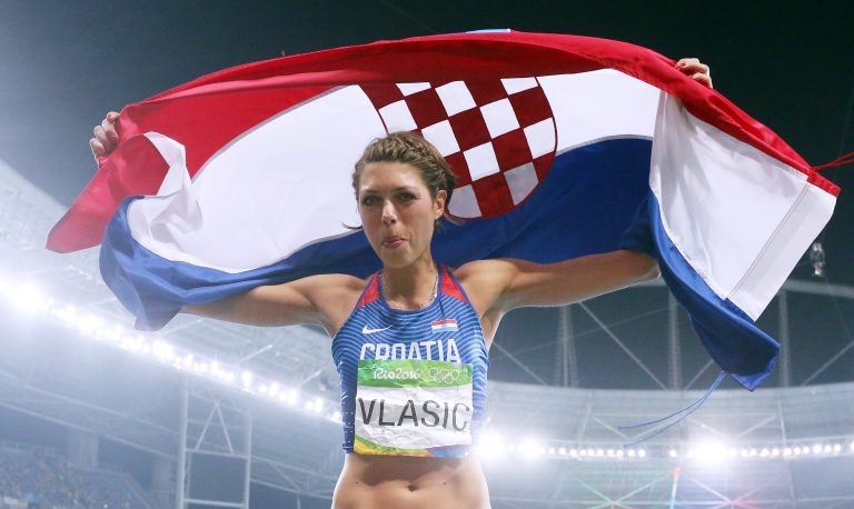 8. studenoga 1983. rođena Blanka Vlašić – hrvatska sjajna zvijezda i uzdanica! (VIDEO)