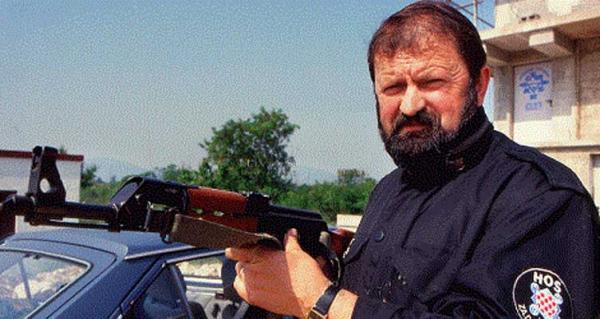 9. kolovoza 1992. ubijen je Blaž Kraljević zapovijednik HOS-a