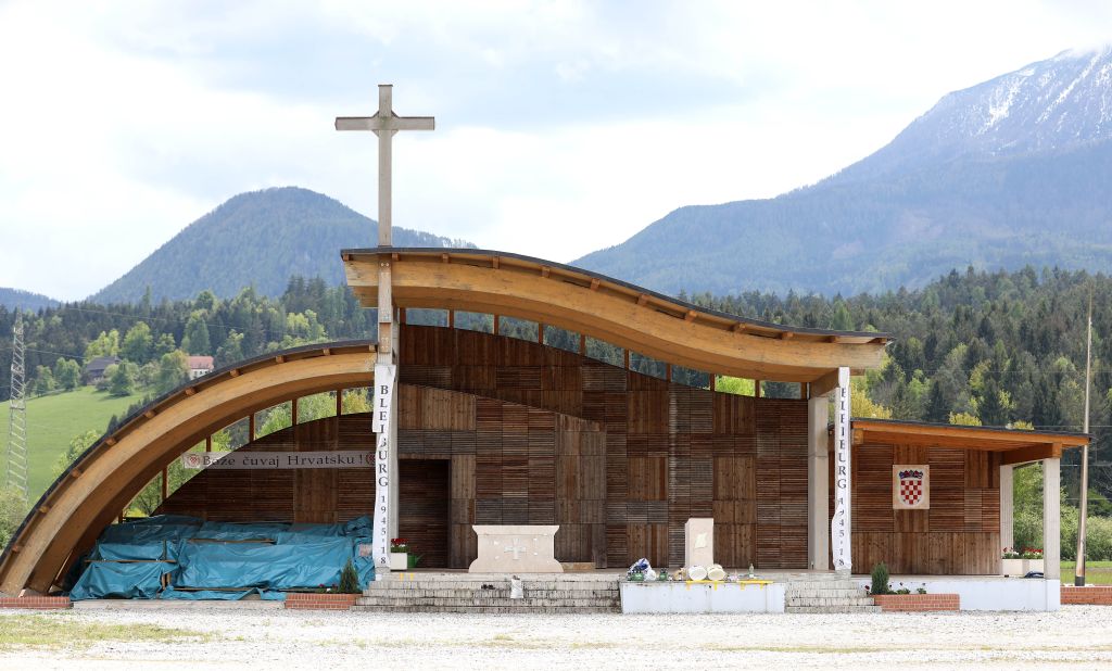 Komemoracija za žrtve Bleiburške tragedije i Hrvatskoga križnog puta 16. svibnja u Bleiburgu, Zagrebu i Sarajevu