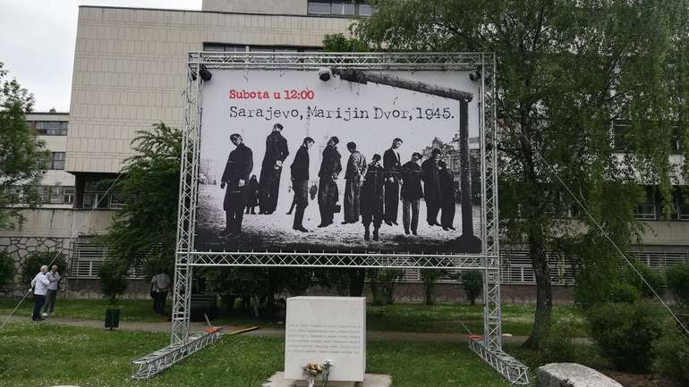 Okupljanje Sarajevaca na prosvjednom skupu