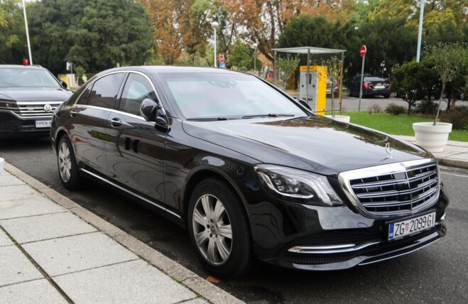 (FOTO) DONOSIMO SVE DETALJE: Ovo su nove blindirane limuzine u kojima se voze Plenković i Milanović