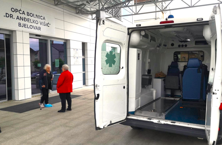 Enterovirus u bjelovarskom rodilištu: Sedam beba oboljelo, jedna je u teškom stanju