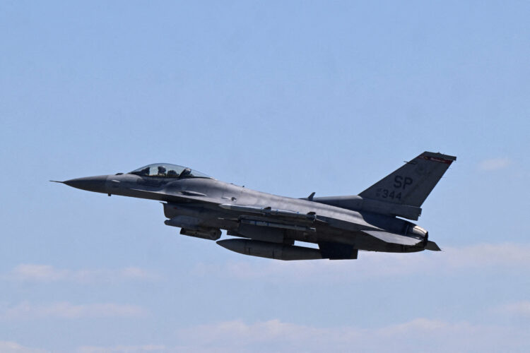 Šef NATO-a dao dozvolu: Ukrajinci će smjeti avionima F-16 gađati Rusiju