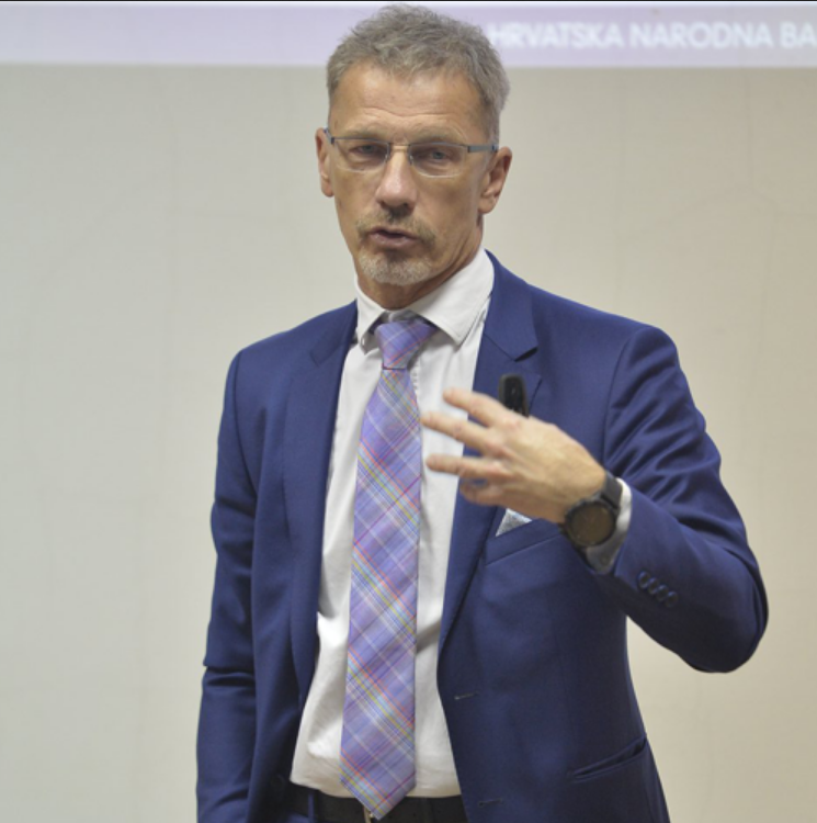 KOLIKO ĆE POSKUPJETI KRUH NAKON UVOĐENJA EURA? Stiže neugodna istina, guverner Vujčić: ‘Da, situacija je gora nego što smo govorili’