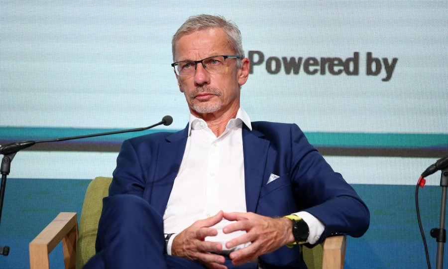 Oporavak na vidiku, eri jeftinog novca stiže kraj. Dolaze loše vijesti za sve koji imaju kredite i minuse