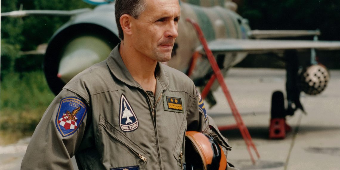 Prelet za povijest, šutnja za sadašnjost: Danijel Borović, pilot koji je preletom MIG-a ušao u povijest, ali ne i na popis uzvanika obljetnice HRZ-a