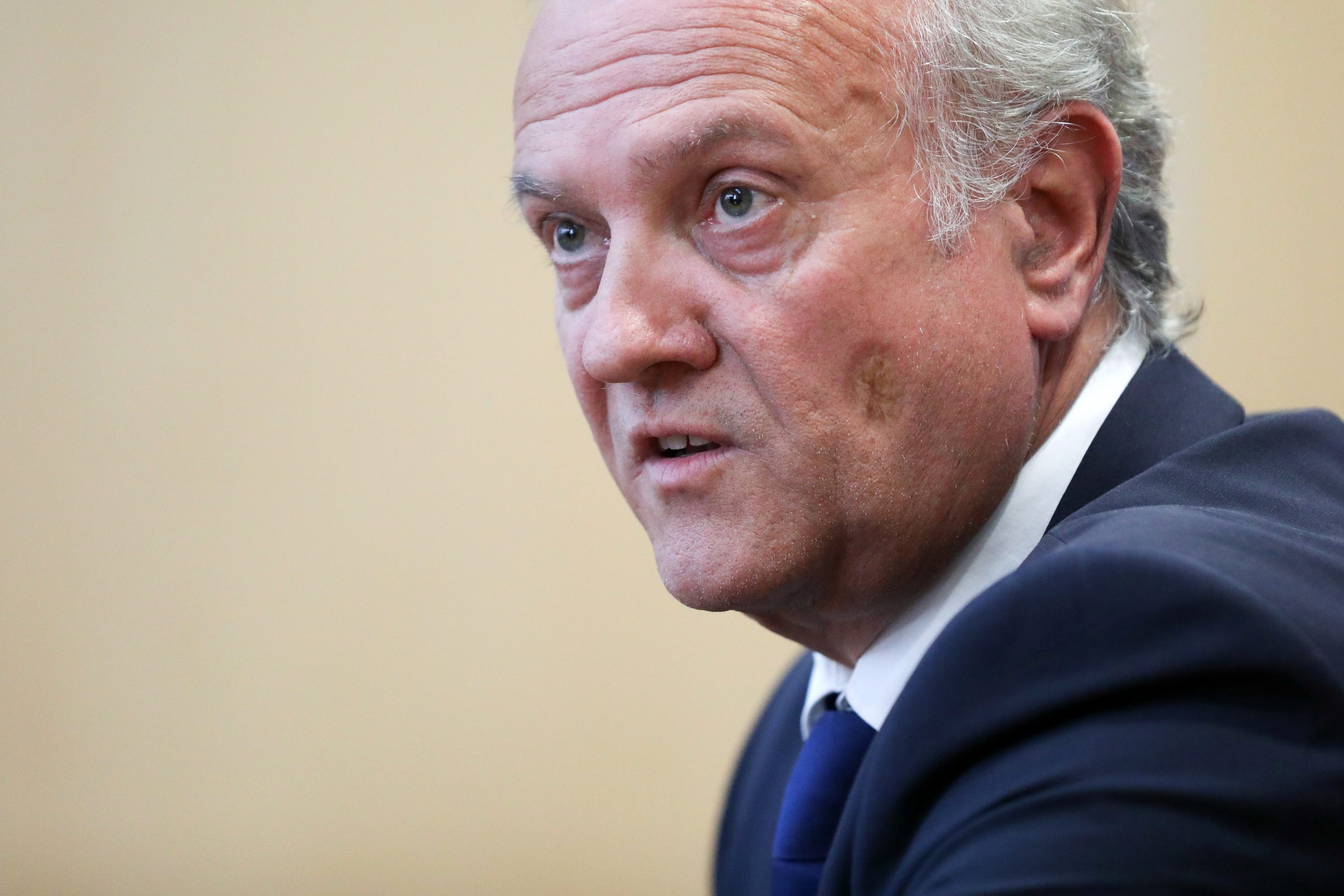 STIŽU NOVA PRAVILA O OVRHAMA: Neka primanja vam nikad neće biti ovršena! Ministar Bošnjaković najavio i uštede!