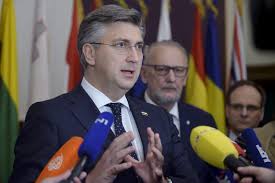 NOVI VELIKI SUKOB NA POMOLU: Milanović je spreman na završni udarac, Plenković vadi novog asa iz rukava: ‘Bit će mu puno tvrđi orah od Baneta’