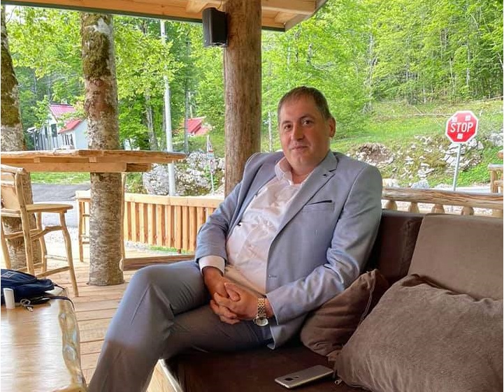 “SRPSKI SVET“ MRAČNA ERA POHLEPE I POLITIČKE POSLUŠNOSTI