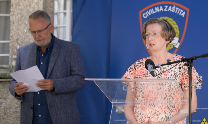 STOŽER OBJAVIO: Novozaraženih imamo 225, jedna osoba je preminula; stižu i podaci po županijama