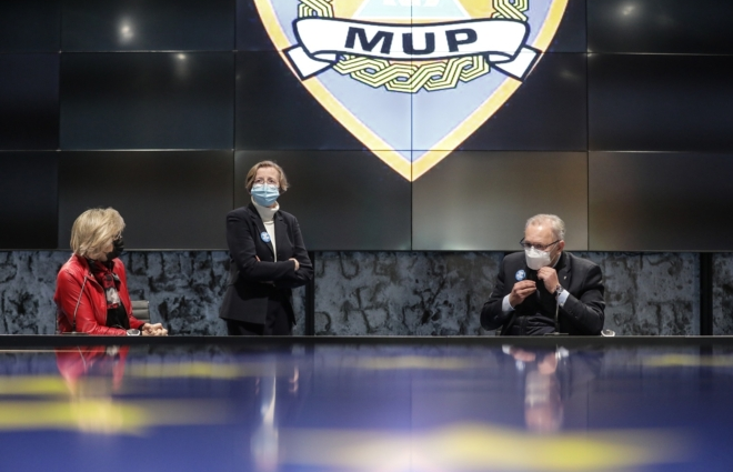 BOŽINOVIĆ OŠTAR NA STOŽERU: Pozivam sve da otkažu masovno gledanje utakmica Europskog prvenstva