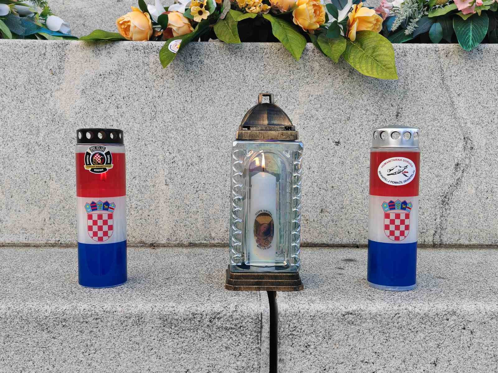 Molitvom i svijećom protiv zaborava: Vukovar čuva uspomenu na svoje najmlađe žrtve