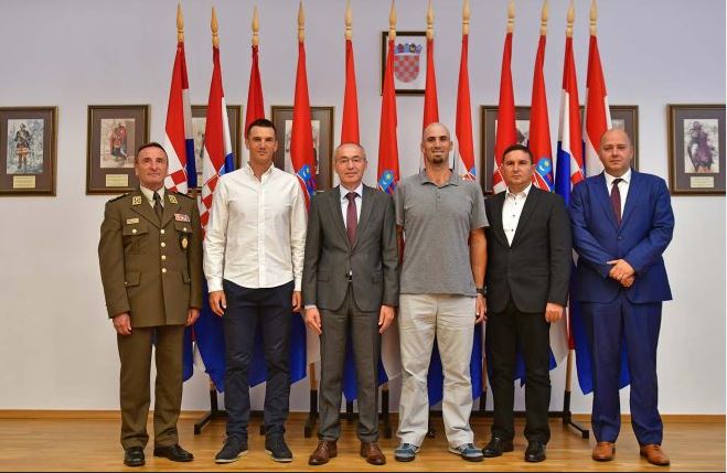 Presretni Sinkovići: Ispisali smo povijest i sad uživamo