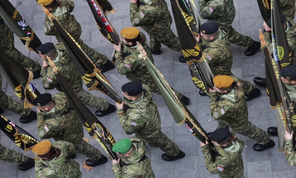 BRANITELJSKE MIROVINE Hrvatska se odužila dijelu branitelja mirovinama: Neki dobivaju više od prosječne plaće