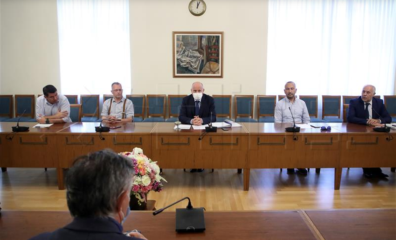 Branko Bačić: Milanović bi trebao doći na konstituirajuću sjednicu Sabora