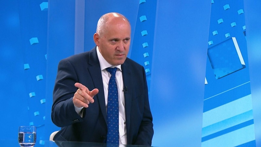 BAČIĆ: “Nedopustivo, nazvao je 220.000 članova HDZ-a bandom!”