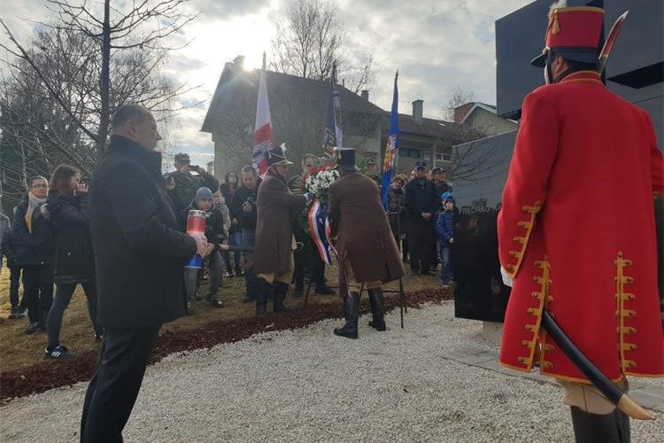 U spomen poginulim hrvatskim braniteljima iz Bregane