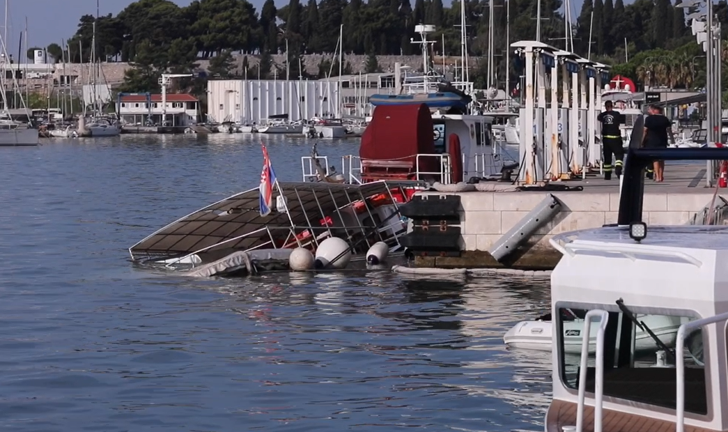 PIJANI KAPETAN KOJI JE ZABIO BROD U SPLITSKU RIVU uopće nije bio ukrcan kao zapovjednik, a istekle su mu sve pomorske svjedodžbe!