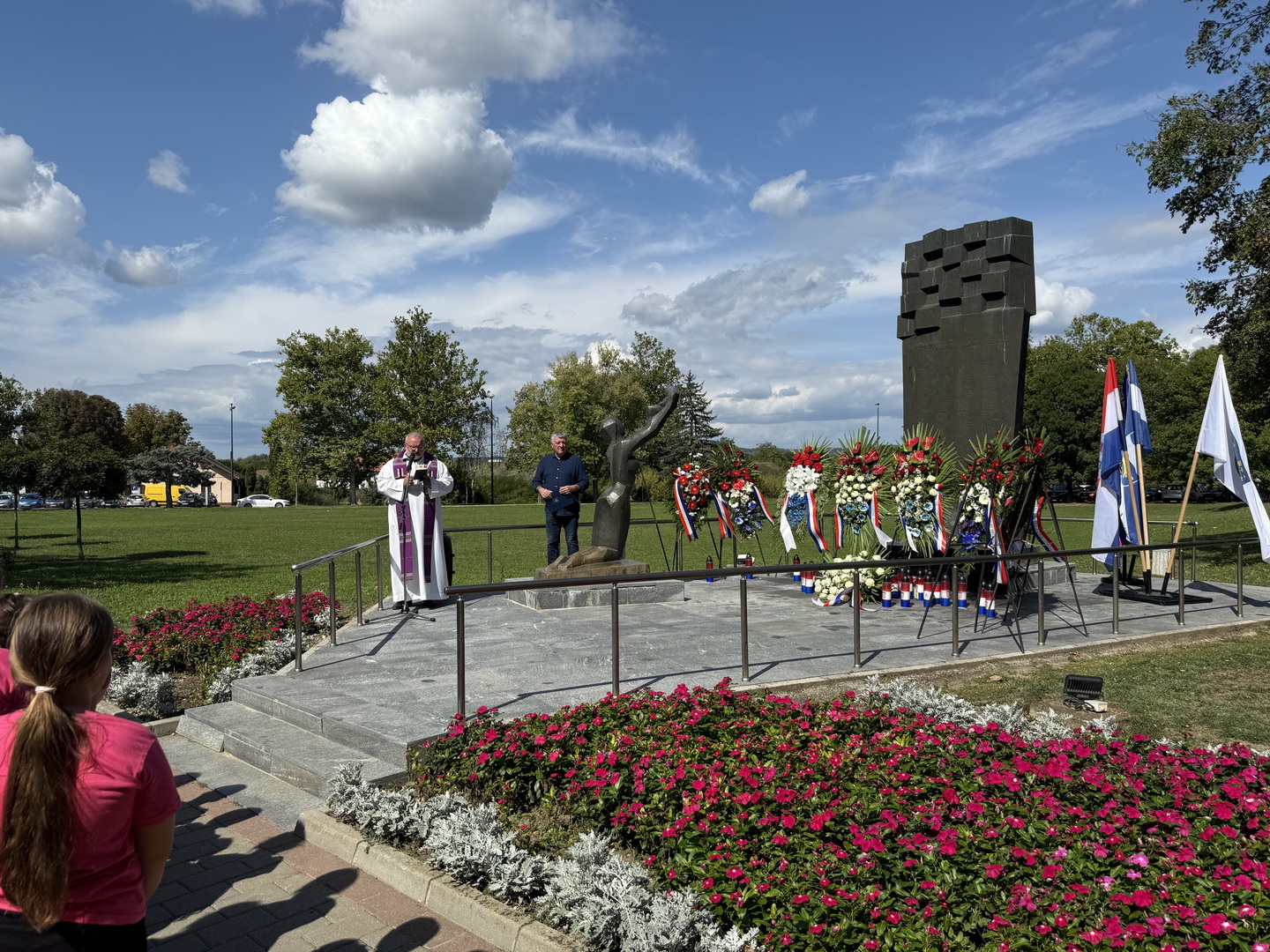 Slavonski Brod obilježio Dan hrvatskih branitelja Brodsko-posavske županije – Sjećanje na 768 poginulih heroja