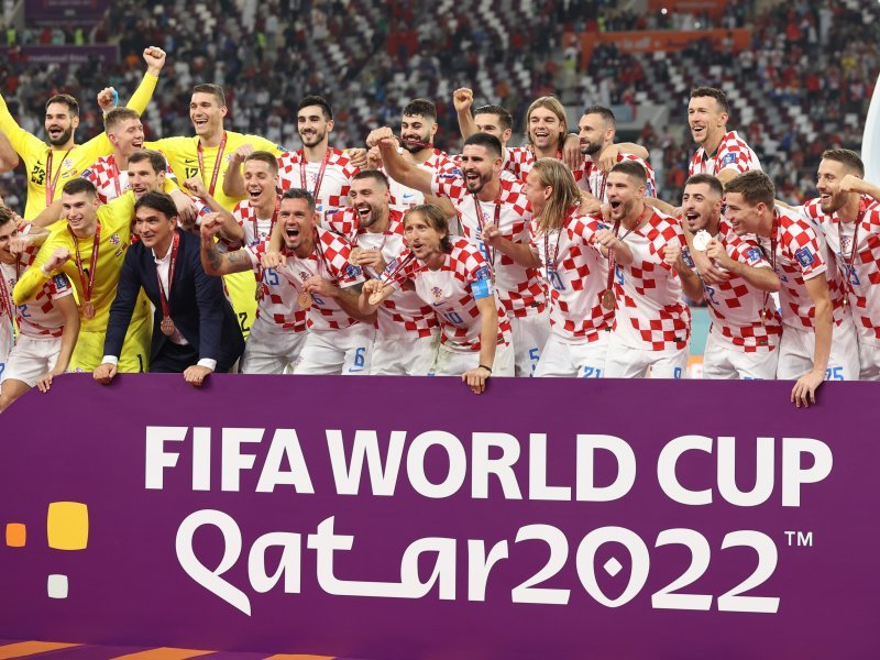 Pogledajte fantastičnu atmosferu iz hrvatske svlačionice i poruku koju je poslao Zlatko Dalić; Vatreni i u hotelu imali doček