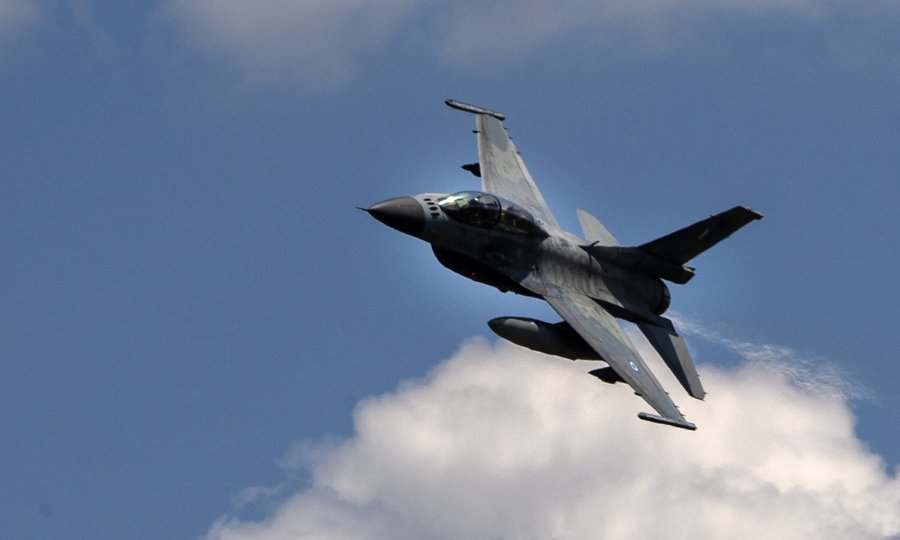 SAD je prodao Bugarskoj osam aviona F-16, ali to neće znatno ojačati istočno krilo NATO-a
