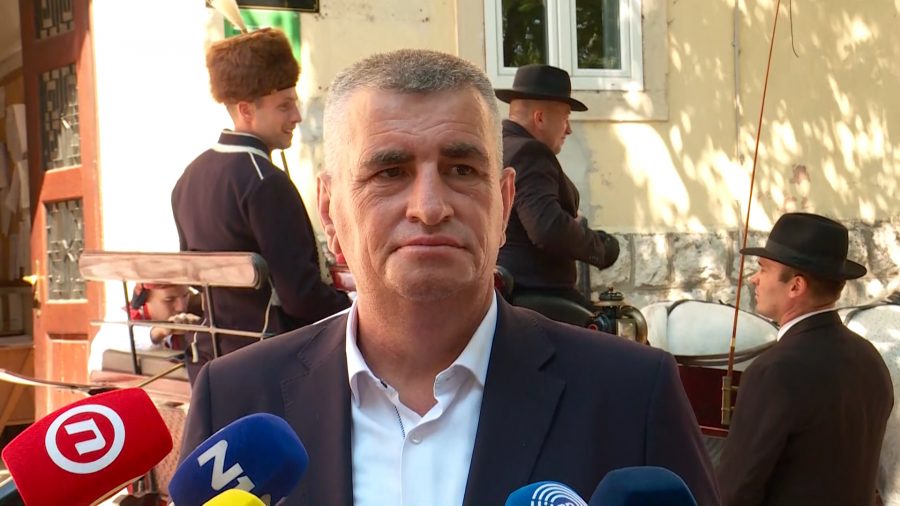Miro Bulj ljut,  Plenković i ministri nisu došli na prijem kod gradonačelnika Sinja