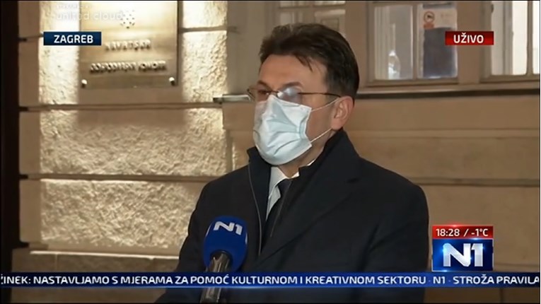 Burilović: Cijepio sam se protiv korone, ja sam ratni invalid. Zvao sam par mjesta