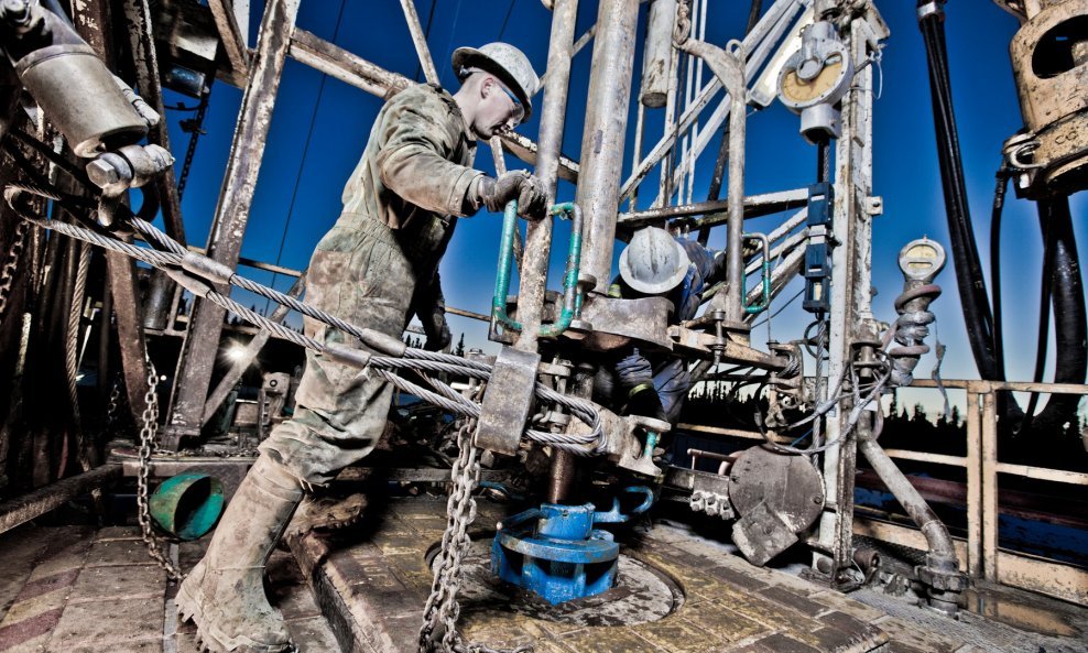 Vermilion kod Kutine na dubini od 2300 metara pronašao naftu i plin