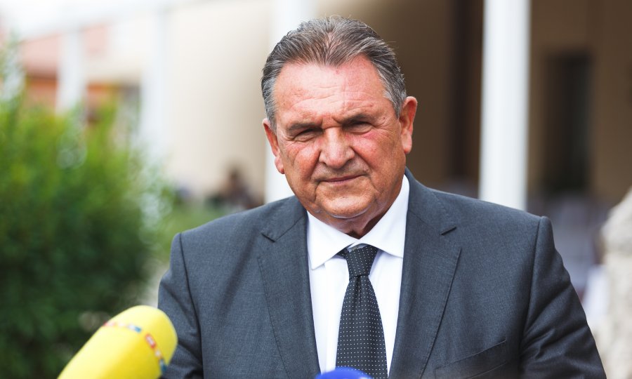 Čačić o policijskom satu: Siguran sam da Varaždincima neće biti problem ako nakon 22 sata neće moći popiti kavu