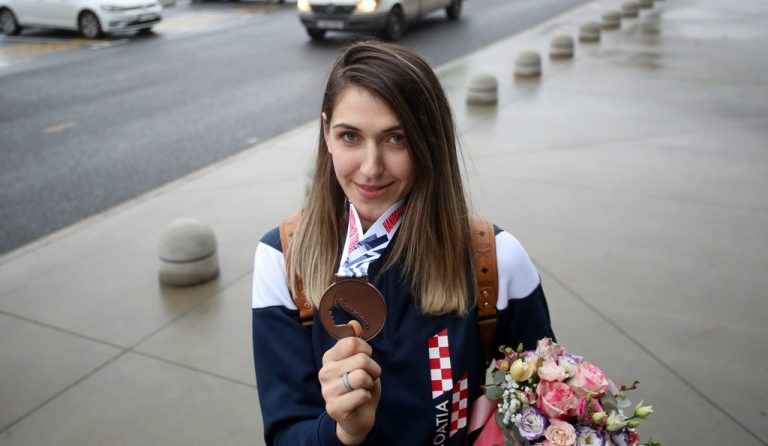 Ćamila Mičijević HRT-u: ‘Je li vam žao što nas niste prenosili’