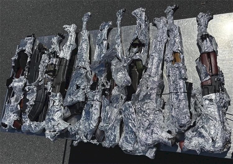 Spriječeno krijumčarenje 11 automatskih pušaka na graničnom prijelazu Tovarnik