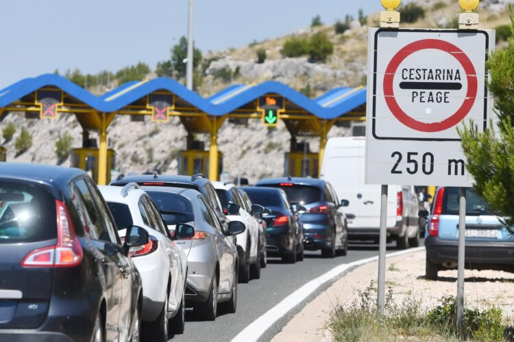 Loše vijesti za vozače: Od danas poskupljuju cestarine na autocestama