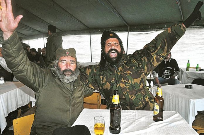 Osijek: Pokrenuta istraga protiv ratnih zločinaca, tjerali civile da jezikom čiste WC i palili im lice žaračem