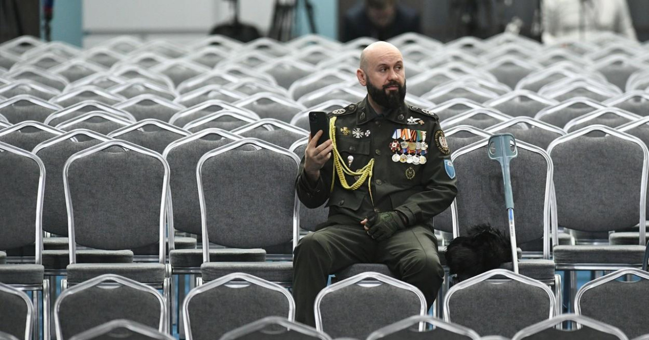 Zapovjednik četničkog pokreta uživo slušao Putinov govor: ‘Otkrit ću vam zašto su me pozvali!‘