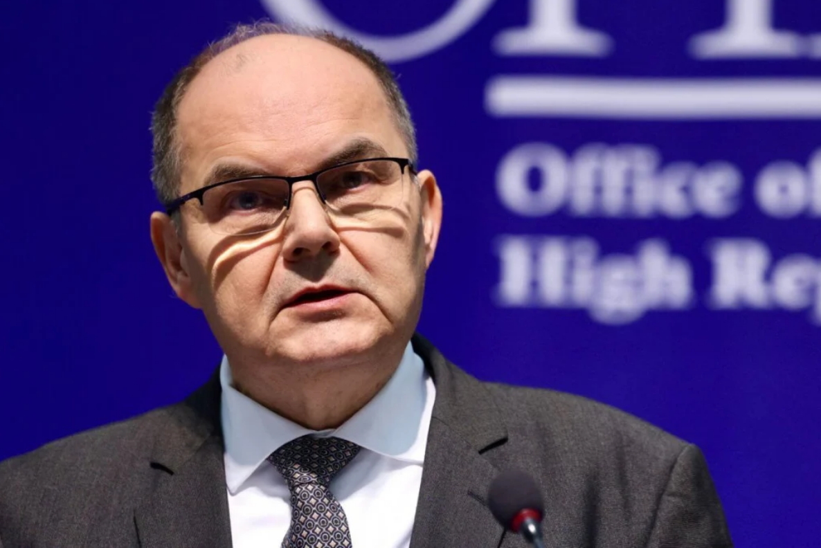 Schmidt pozvao policiju da kazni bosanske Srbe koji žele obilježiti dan Republike Srpske