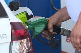 VRIJEME JE DA SE STANE NA KRAJ MALTRETIRANJU GRAĐANA! Stručnjak objašnjava što nije u redu s formulom za određivanje cijene goriva