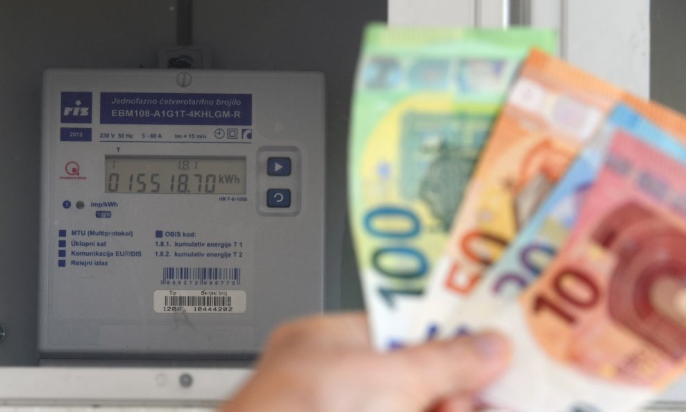 UDAR NA DŽEPOVE Sljedeći tjedan stiže novi paket mjera, ali već sada je jasno: Cijene plina i struje idu gore, doznajemo detalje!