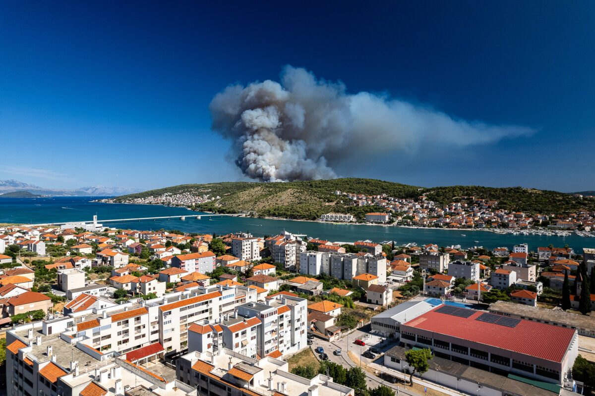 Veliki požar na Čiovu: “Vatra je stigla do Slatina”