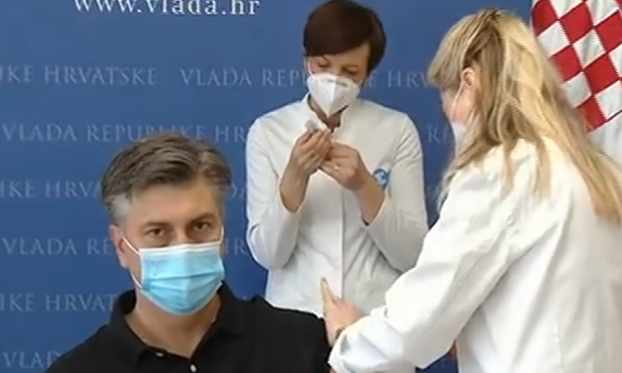 Plenković, Jandroković i Beroš se javno cijepili AstraZenecom