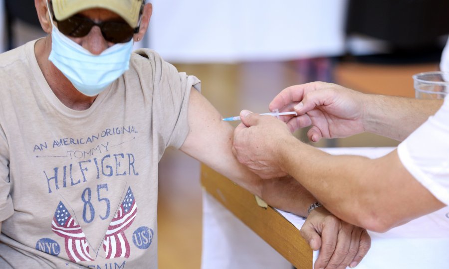 Cijepljeno više od polovice odraslih: Pogledajte koje županije prednjače, a koje zaostaju