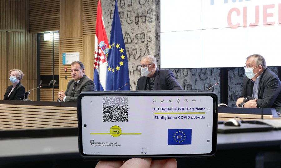 Stožer otkrio detalje o covid potvrdama u državnom i javnom sektoru, Božinović precizirao na koga se one ne odnose