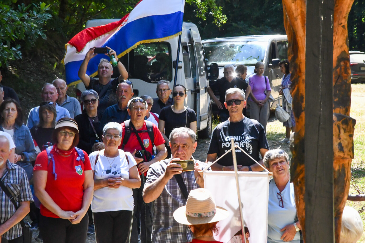 Crni potok – krvava rana hrvatske povijesti i simbol neugaslog sjećanja: Održana komemoracija za žrtve komunističkog zločina