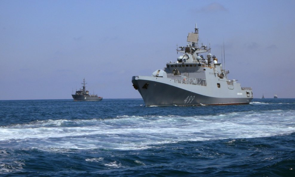 Crnomorska flota napustila Novorosijsk; vježba ili strah od ukrajinskih projektila?